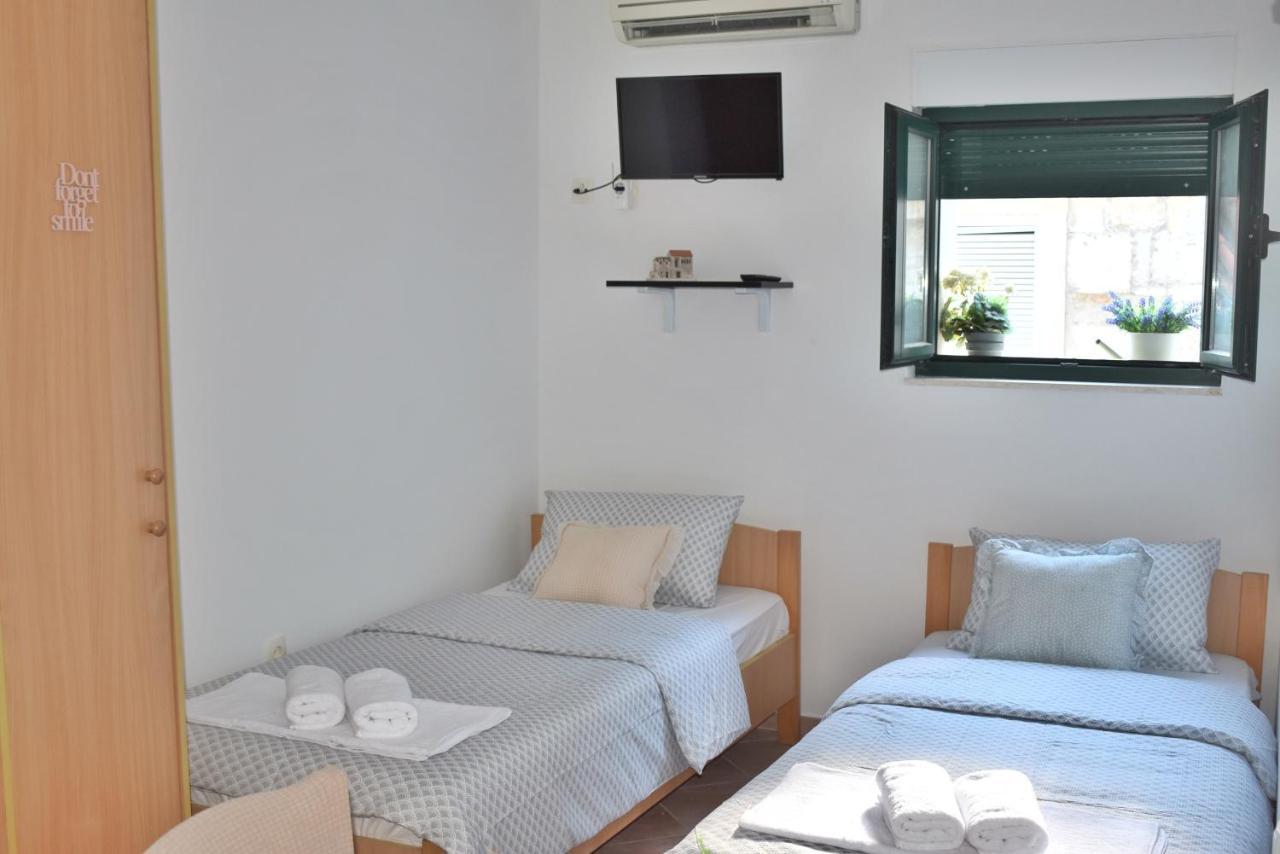 Twin Love Apartment Спліт Екстер'єр фото